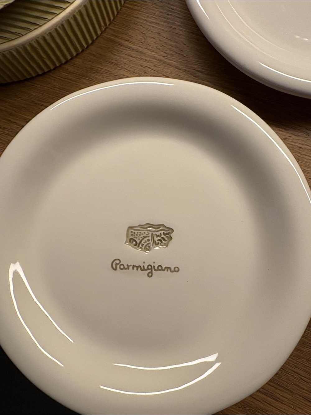 Williams Sonoma Cream Parmigiano Small Serving Plate
